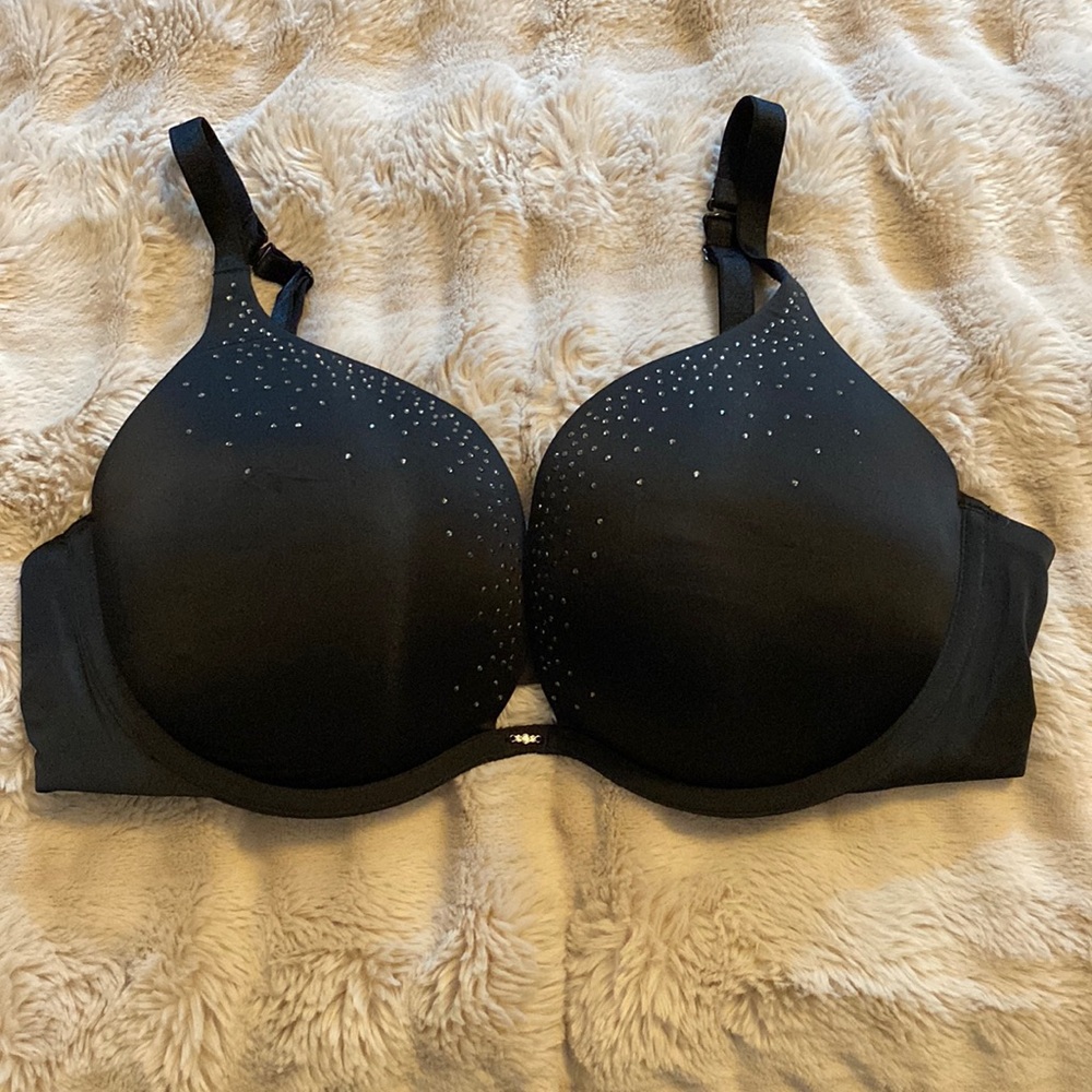 Victoria Secret Gorgeous Rhinestone Push Up